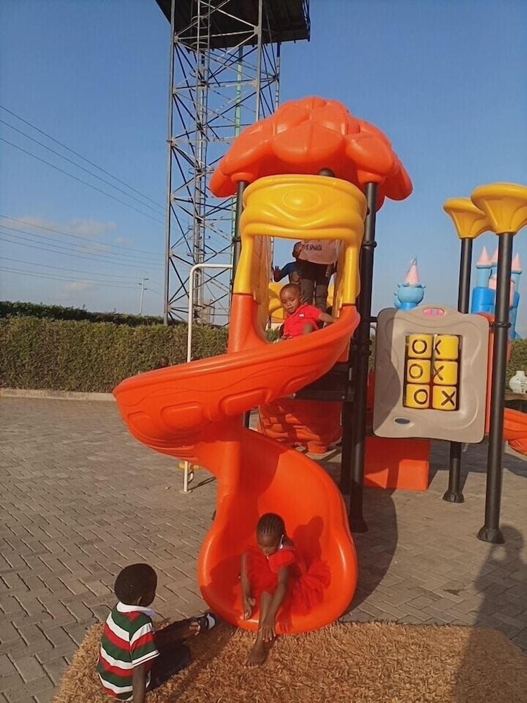 Children's play area - outdoor