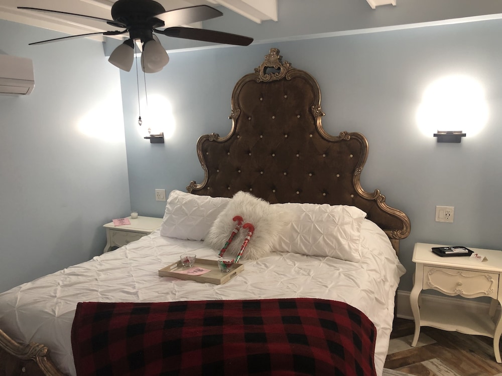 Haunted Hotel New Orleans - photo 13