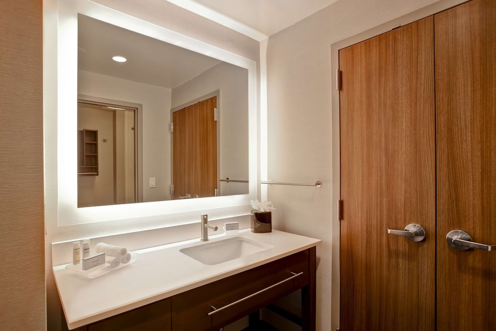 Homewood Suites by Hilton Summerville - photo 23