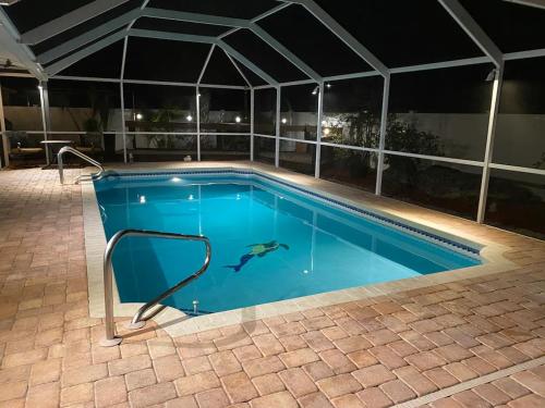 Venice villa with heated pool lanai near beach — 4-Star Luxury Hotel in Venice, United States