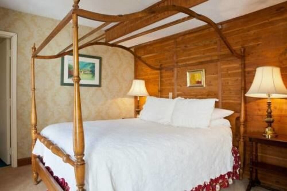 Arlington's West Mountain Inn - photo 20