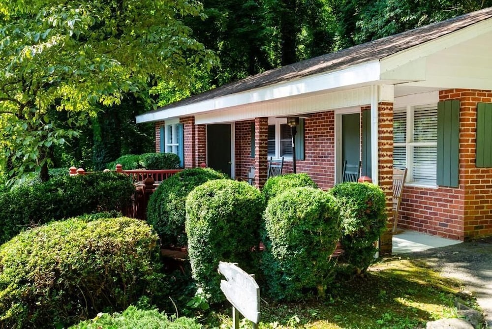 Mountain Aire Cottages & Inn - photo 269