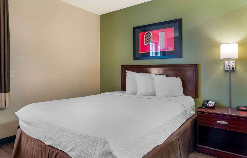 Extended Stay America Select Suites Detroit Novi Haggerty Rd - photo 6