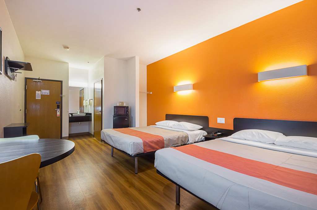 Motel 6 Dallas Irving DFW Airport South - photo 11