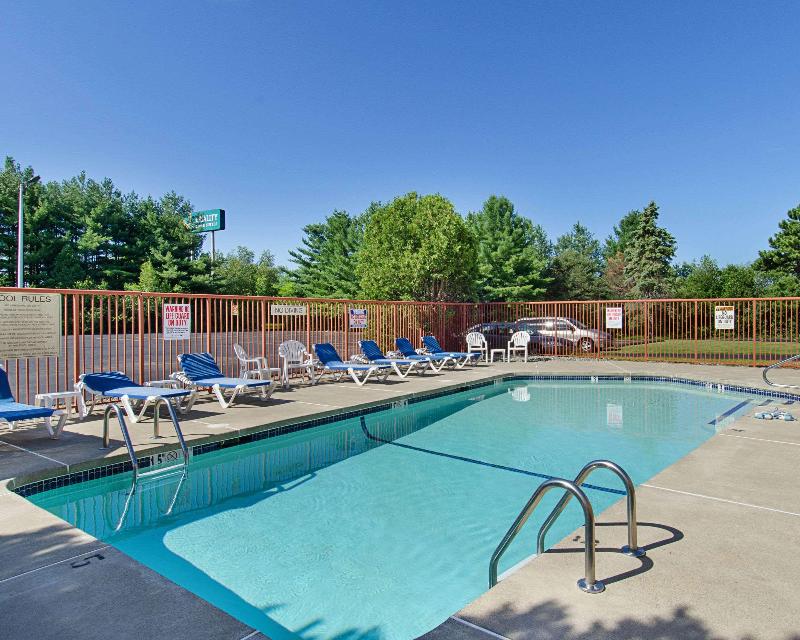 Quality Inn & Suites - photo 35