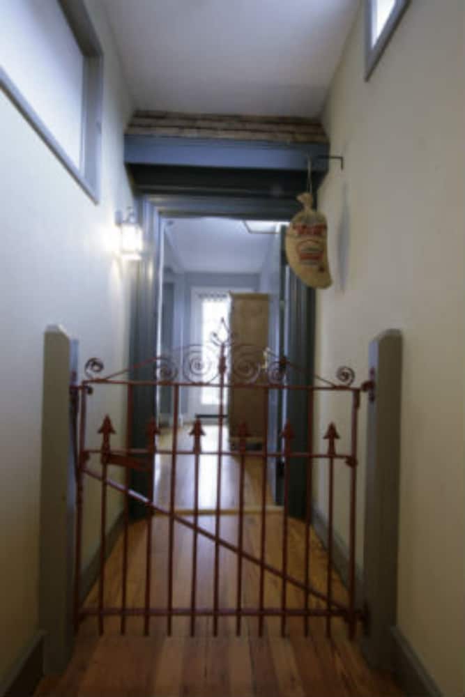 Fife And Drum Inn - photo 13