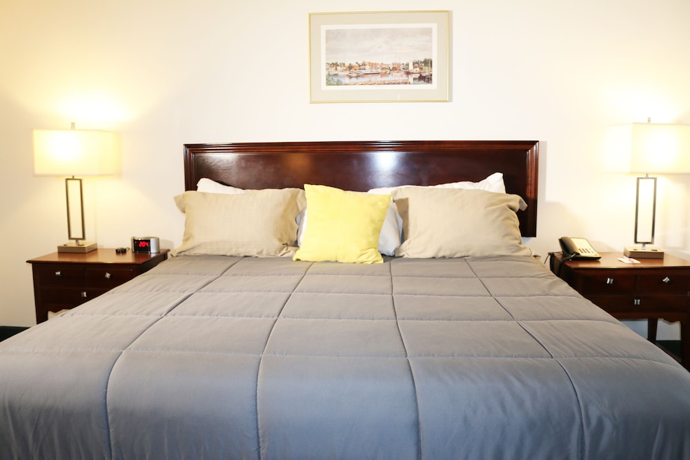 Camden Riverhouse Hotel - photo 24