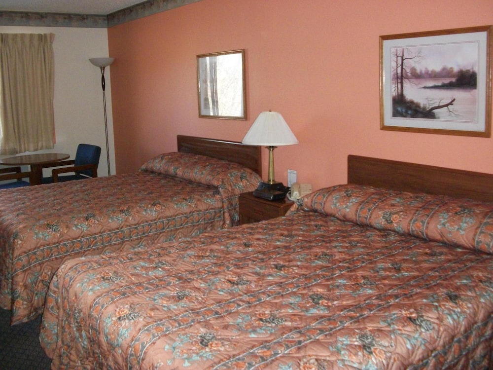 Lodi Valley Suites - photo 13