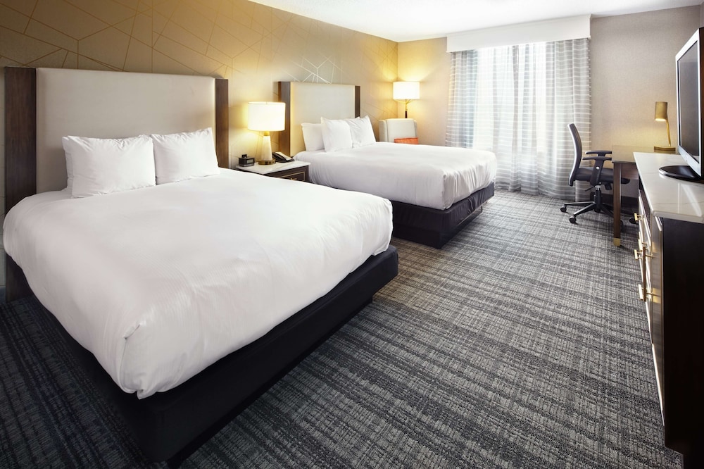 DoubleTree by Hilton Dallas Near the Galleria - photo 11