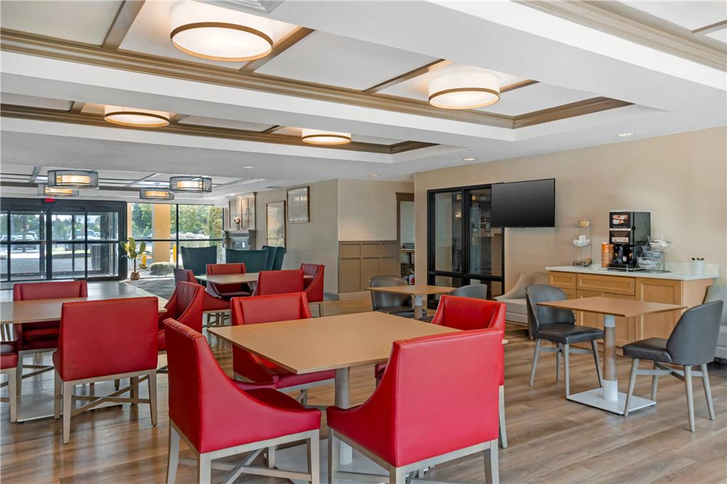 Comfort Inn & Suites Mt. Holly Westampton - photo 45