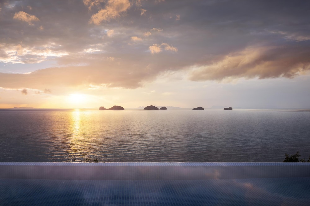 Conrad Koh Samui — 5-Star Luxury Hotel in Koh Samui, Thailand