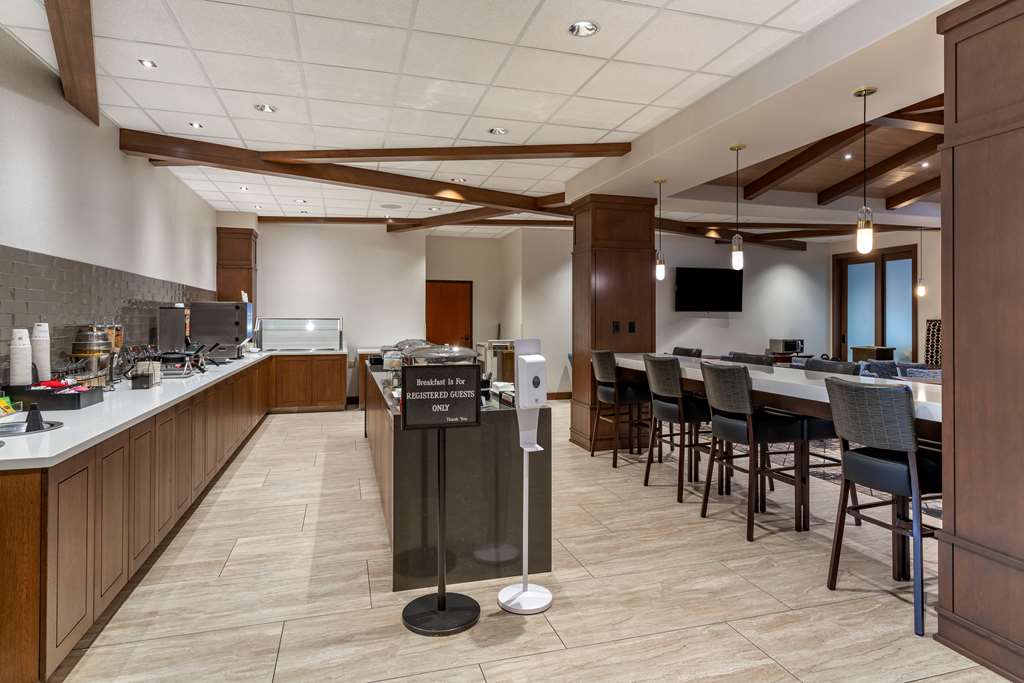 Best Western Premier Pasco Inn & Suites - photo 21