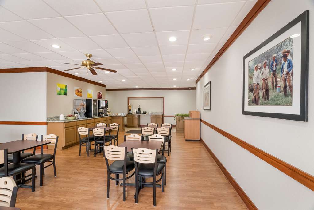Quality Inn Alice - photo 25