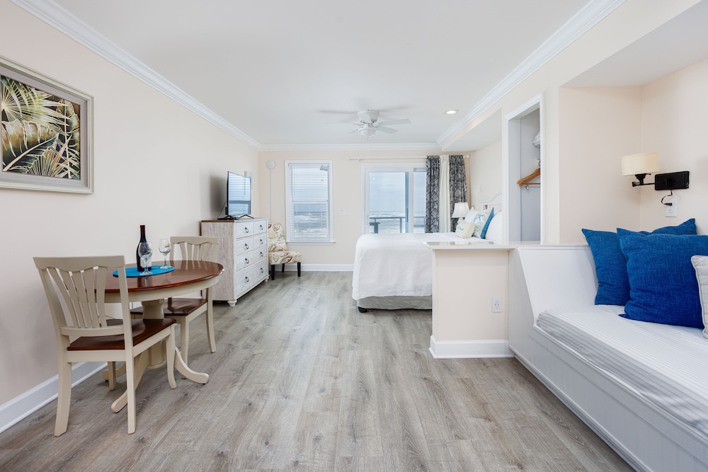 The Saint Augustine Beach House - photo 4