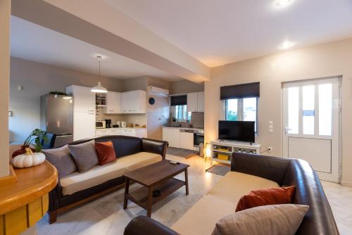 Emma’s Airport Studio in Spata, Greece