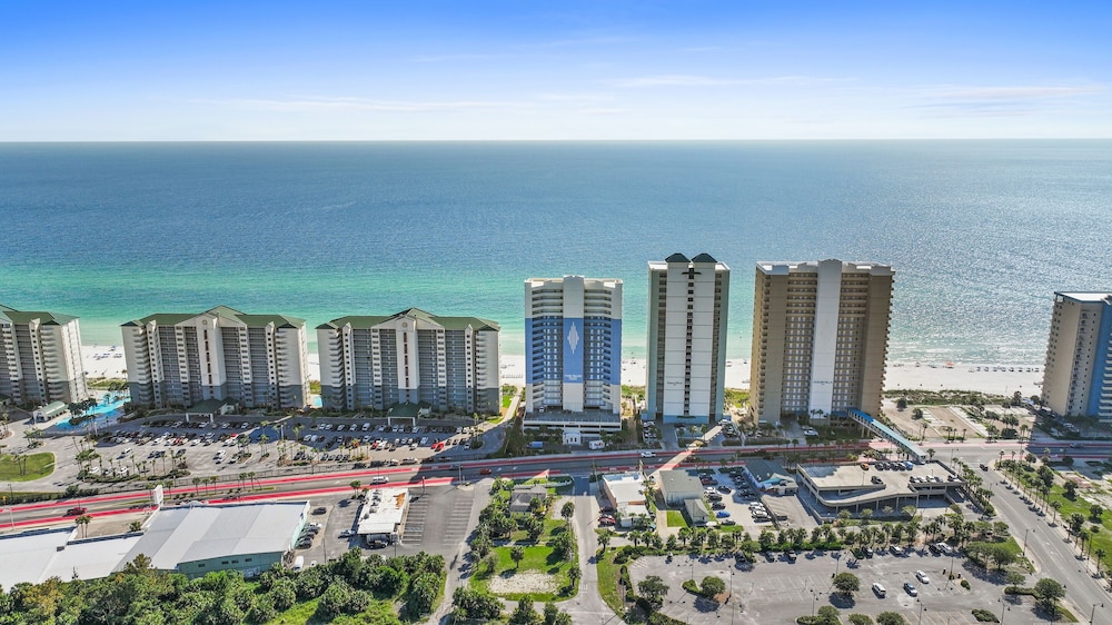 Twin Palms Resort by Panhandle Getaways - featured photo