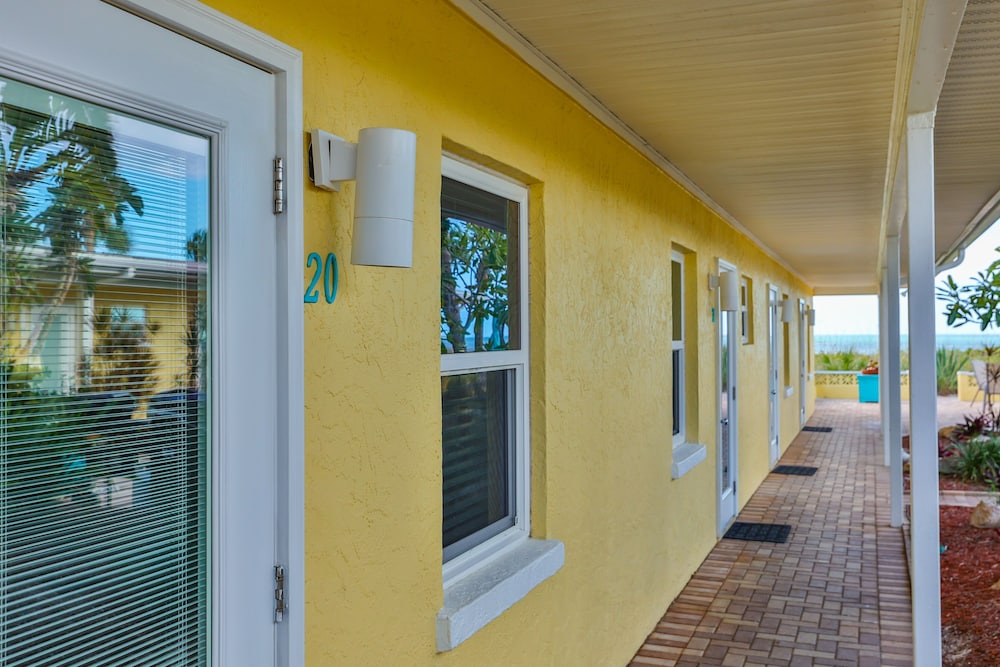 A Beach Retreat - photo 198