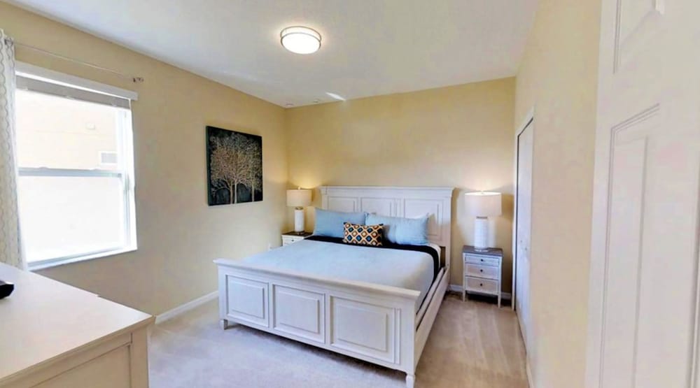 Golden Palms Vacation Resort Eight bedroom - photo 20