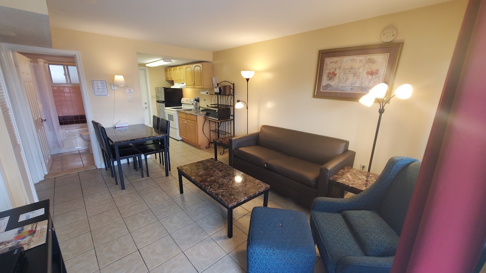 Sandbox Motel - photo 22