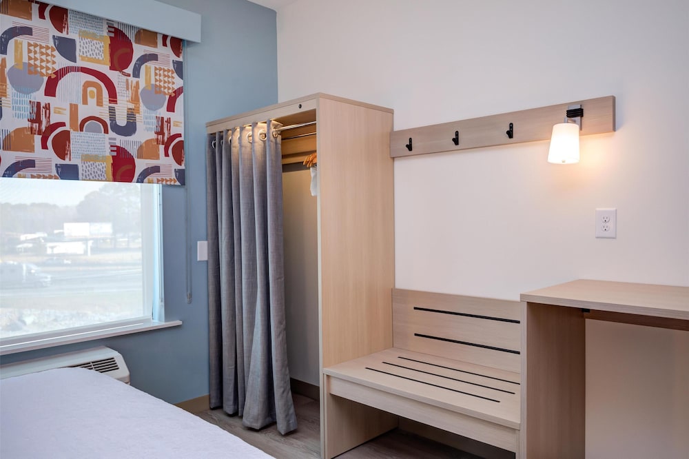 Home2 Suites by Hilton Smithfield Selma - photo 15