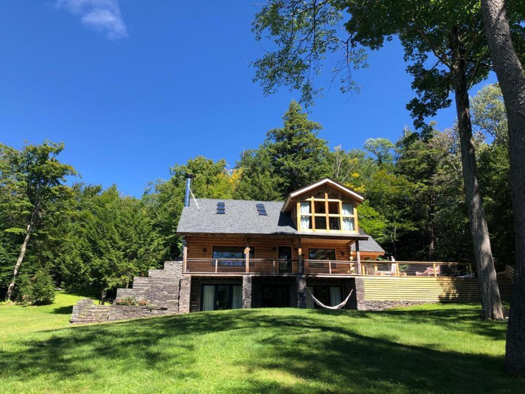 WoodHunterHome - last minute hotel in Unknown City