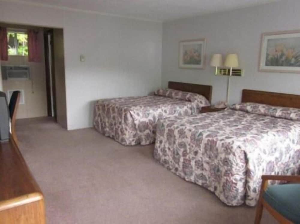 Crest Motel - photo 7