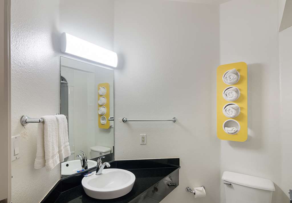 Motel 6 Terrell TX - photo 28
