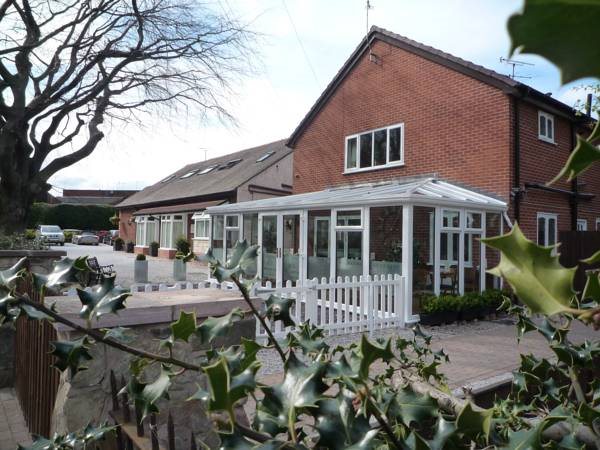 Grove Guest House — 4-Star Luxury Hotel in Wrexham, United Kingdom