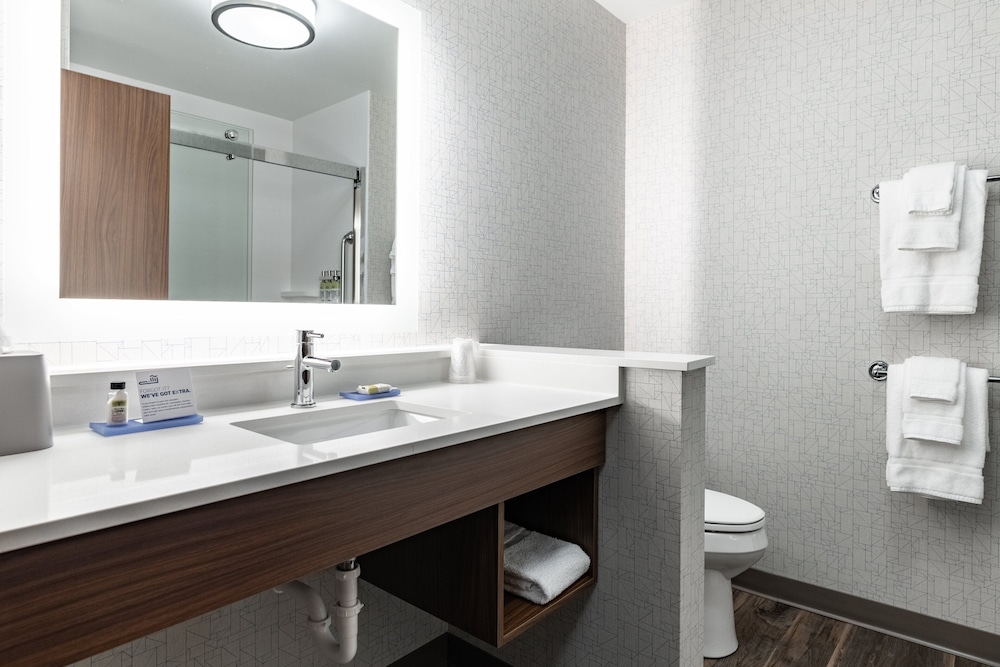 Holiday Inn Express & Suites Moundsville by IHG - photo 33