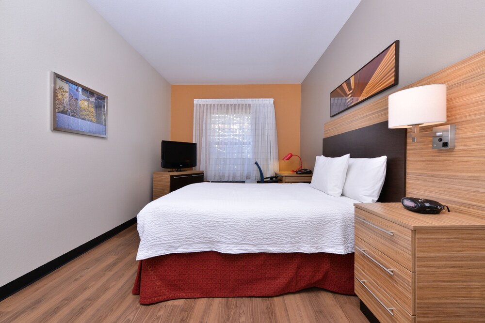 TownePlace Suites by Marriott Ontario Airport - photo 4