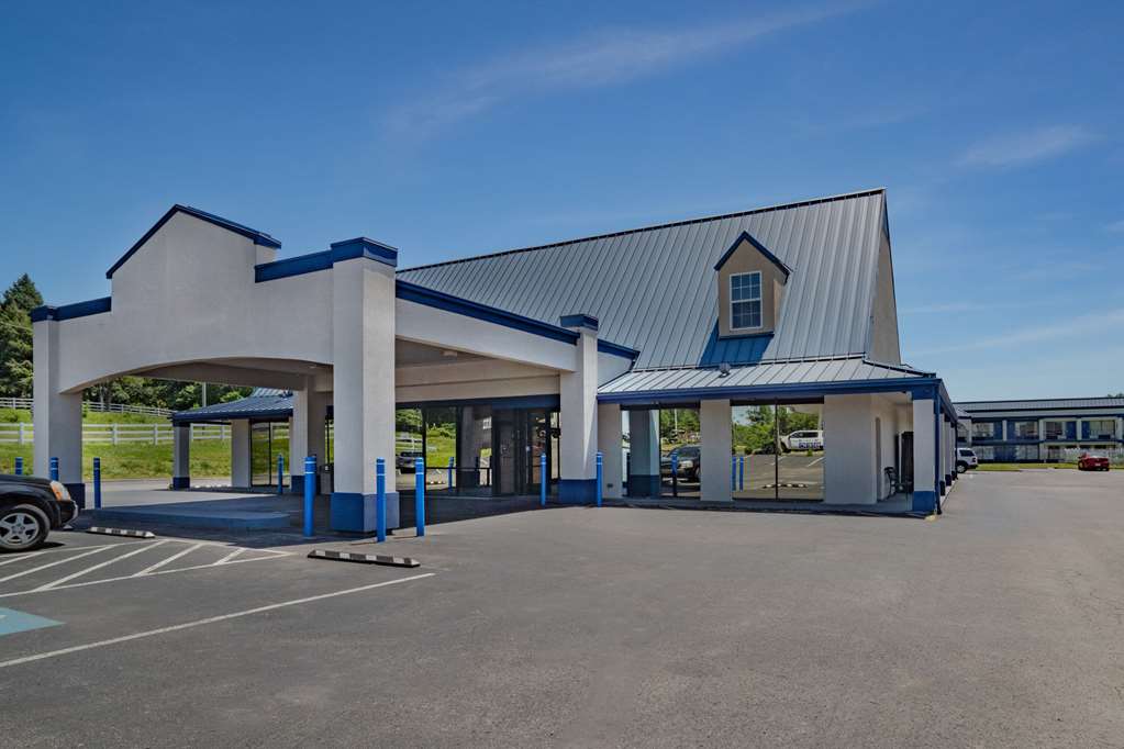 Days Inn by Wyndham Owensboro - photo 3