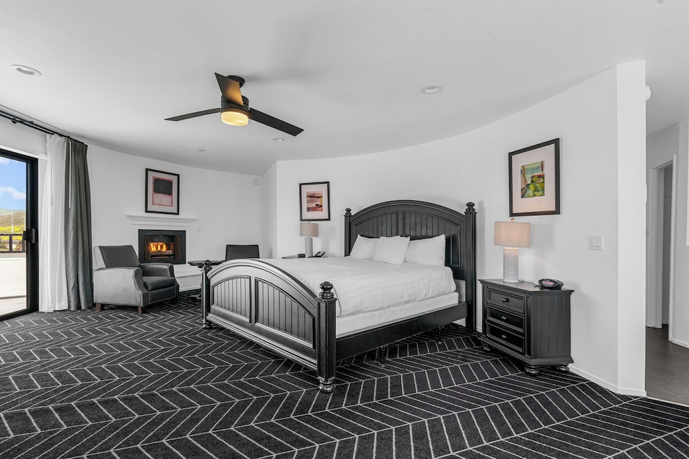 Masterpiece Hotel - photo 45