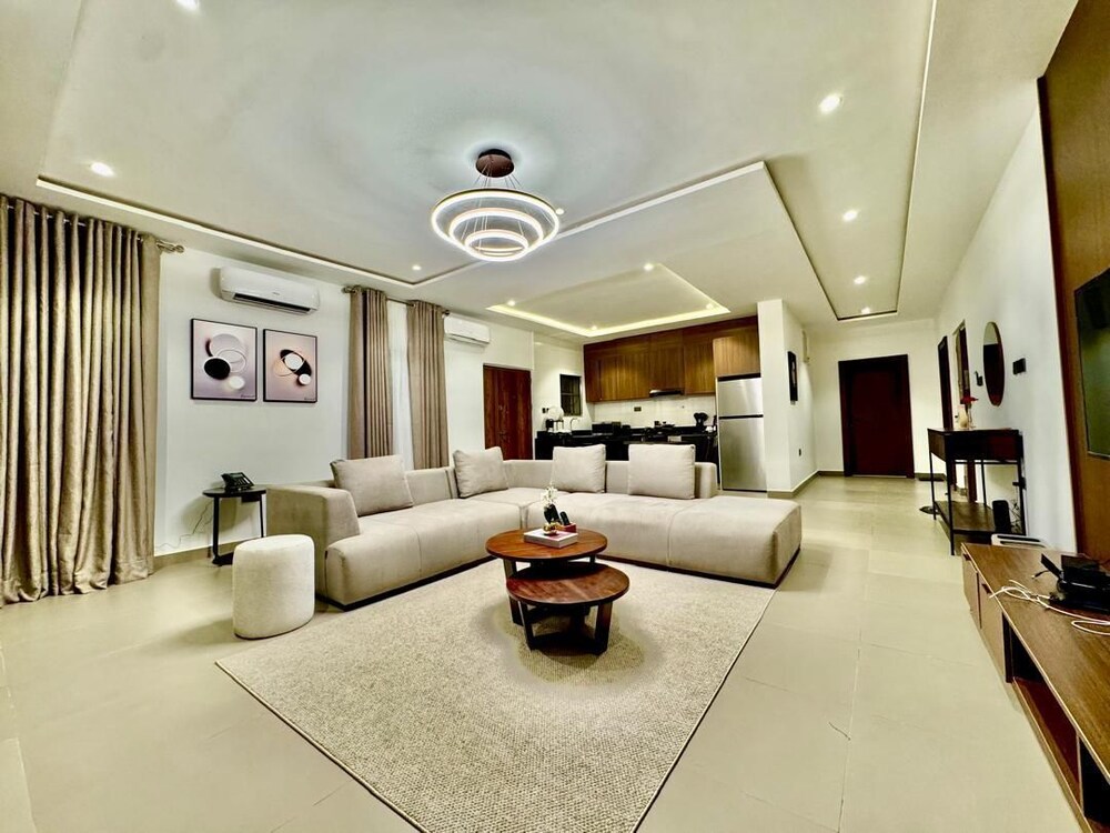 Lumaana Residences — 4-Star Luxury Hotel in Abuja, Nigeria