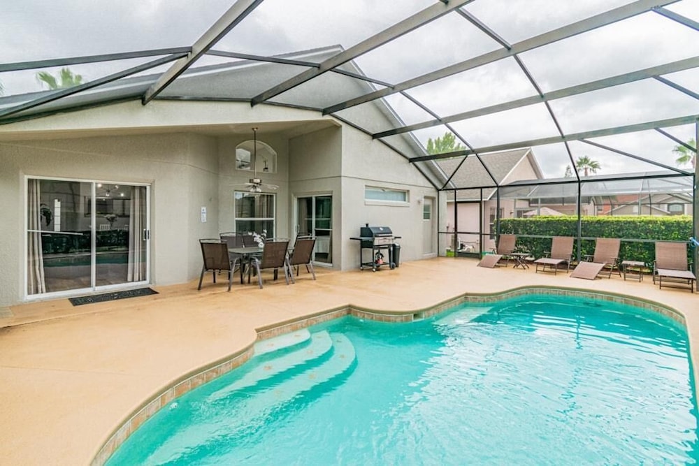 Ref B Stunning 4 Bed Villa on 5 Star Gated Resort - photo 7