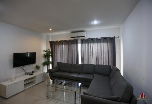 Gallery Cozy Abode - carbon neutral hotel in Accra