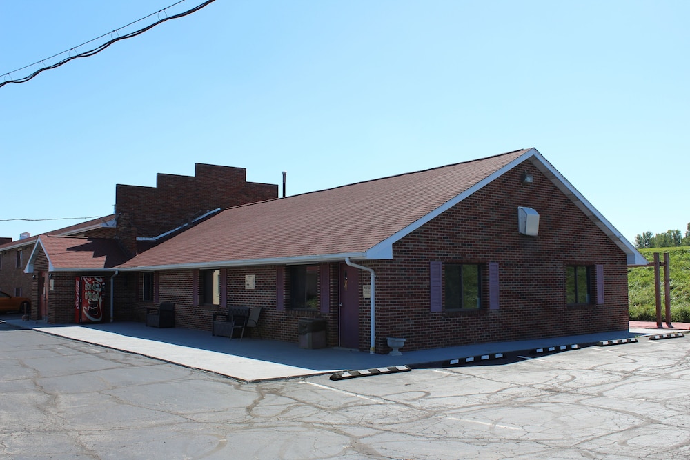 Bellevue Hotel & Suites - photo 85