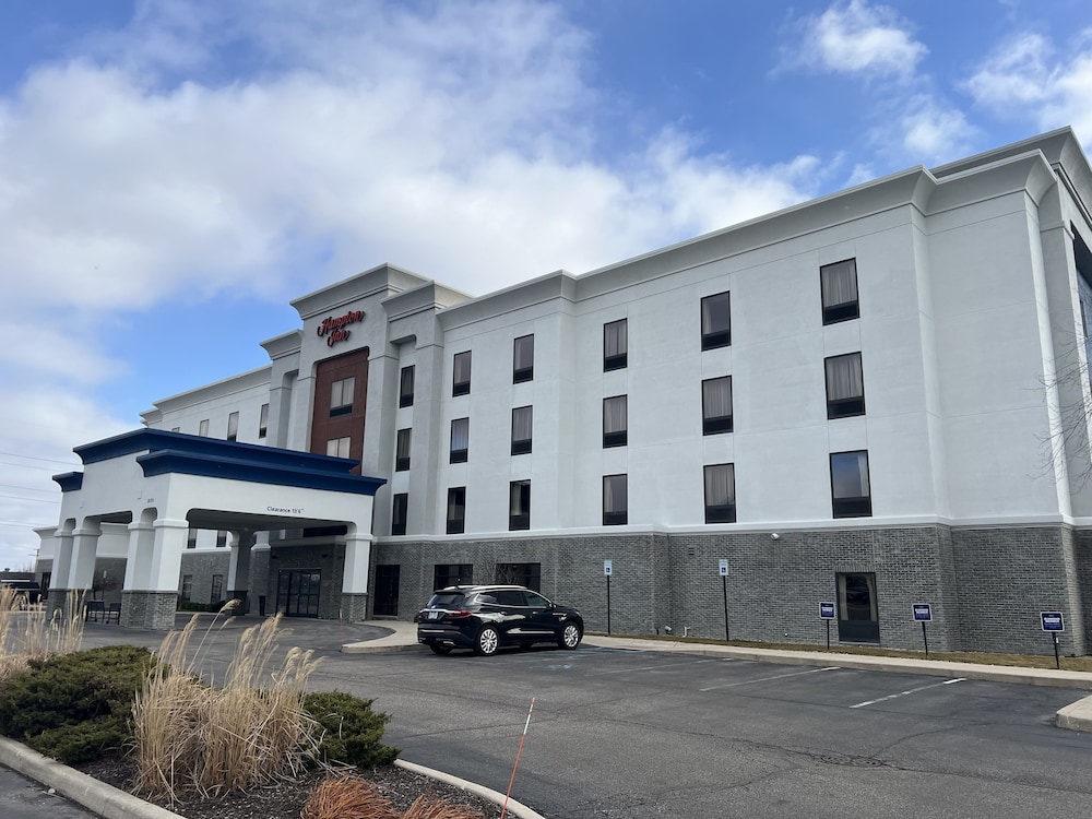 Hampton Inn Ft. Wayne Dupont Road - featured photo