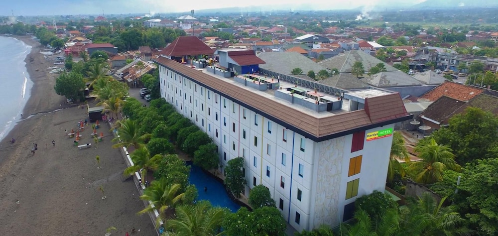 Singaraja Beach Hotel