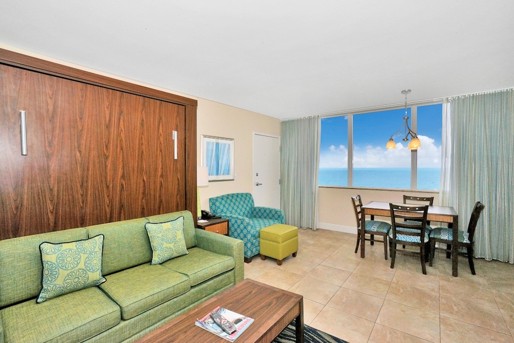 Hollywood Beach Tower - photo 23