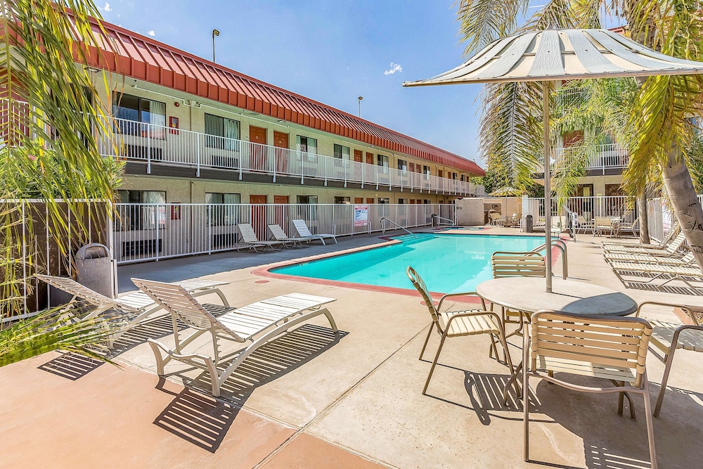 Studio 6 Fresno CA Extended Stay - photo 26