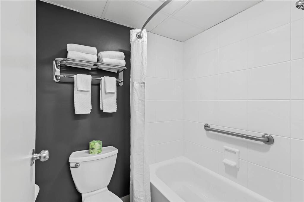 Quality Inn Bangor Airport - photo 37