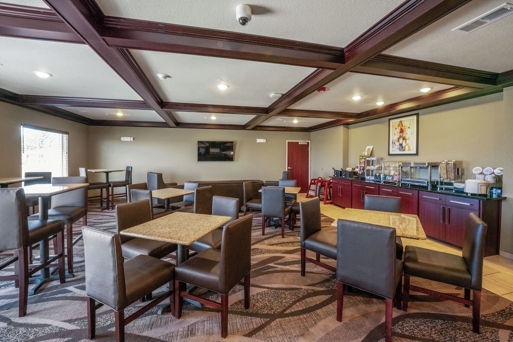 Cobblestone Inn & Suites Boise City - photo 45