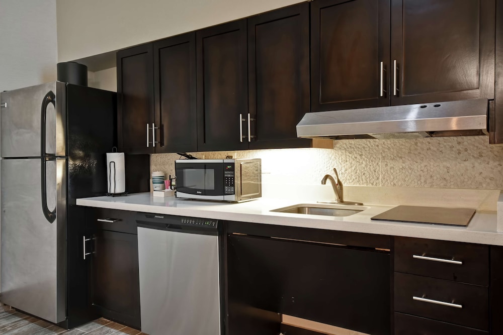Homewood Suites by Hilton Dallas Arlington South - photo 27