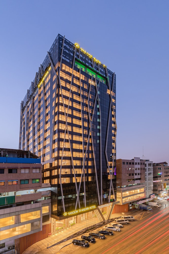 Yangon Thanlwin Hotel — 4-Star Luxury Hotel in Yangon, Myanmar
