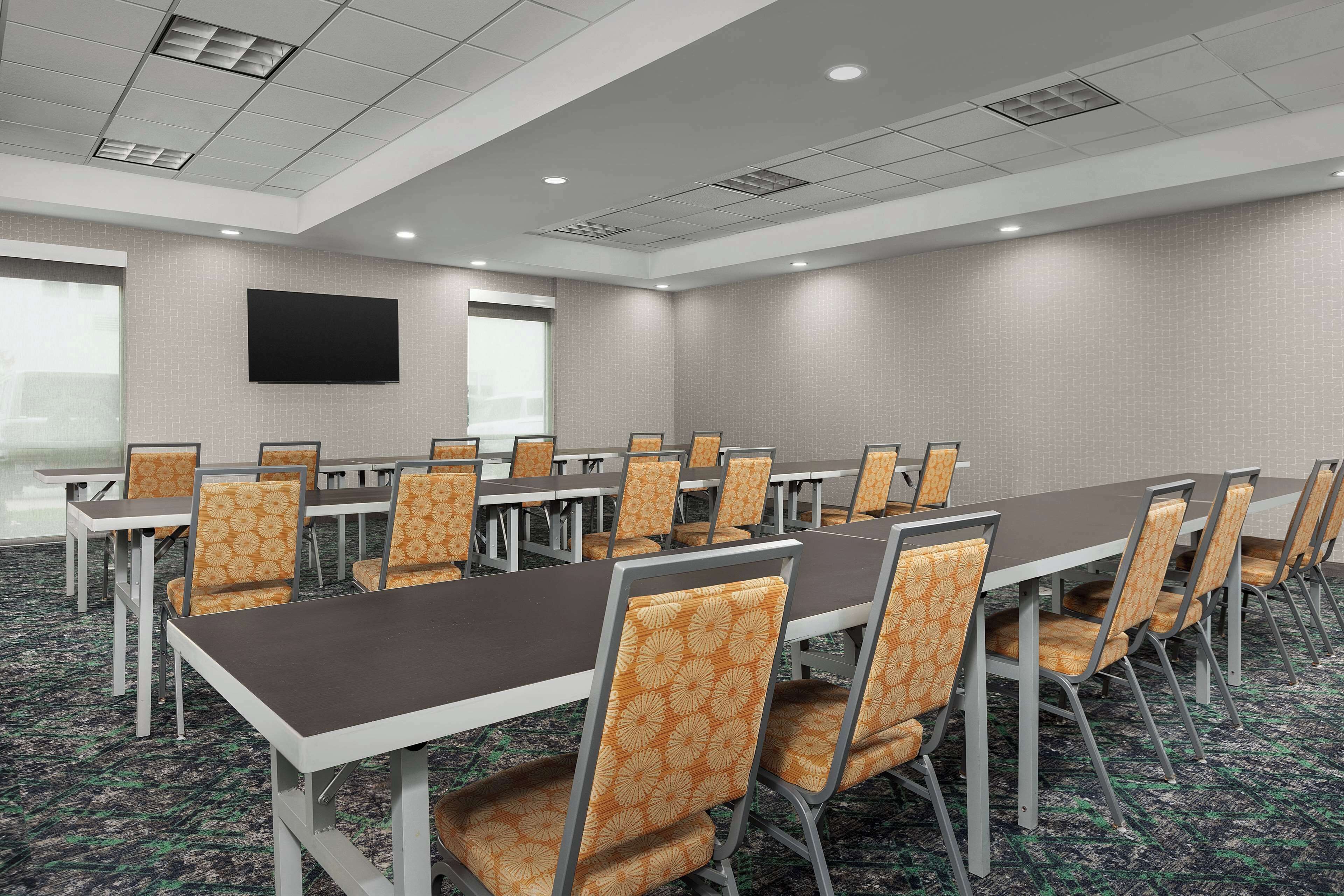 Home2 Suites by Hilton Knoxville West - photo 33