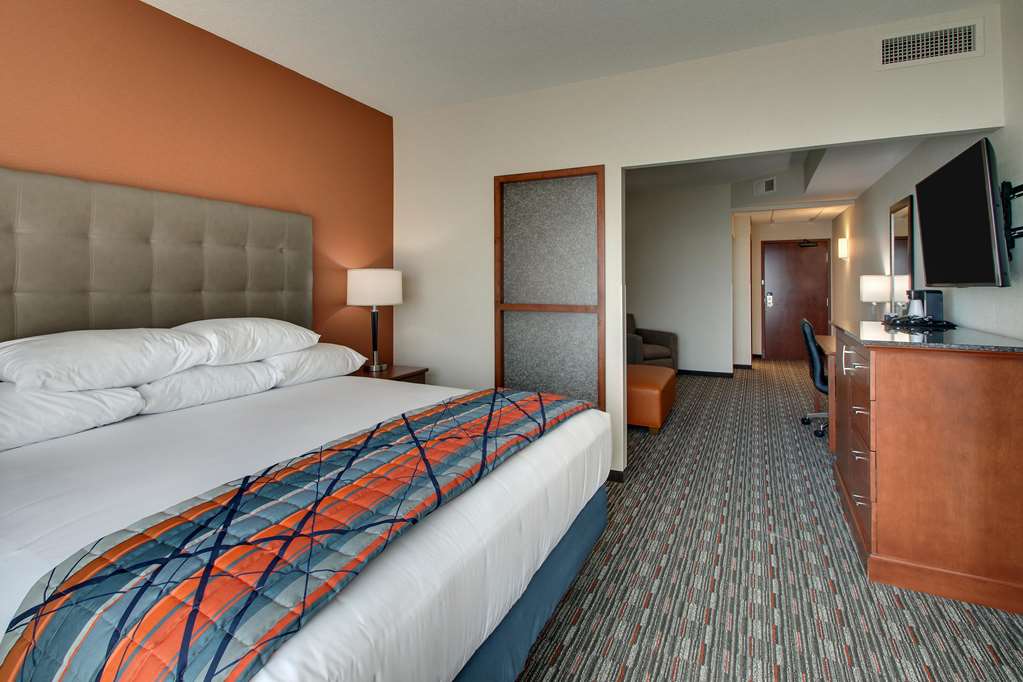 Drury Inn & Suites Iowa City Coralville - photo 34