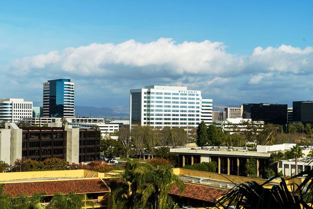Hilton Irvine Orange County Airport - photo 16