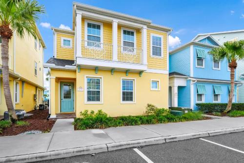 Waterfront Cottage With Balcony And Private Pool Near Disney And Margaritaville Resort & Island H20 Waterpark Access 3008Ph — 4-Star Luxury Hotel in Orlando, United States