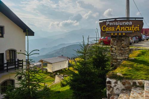 Pensiunea Casa Ancutei — 4-Star Luxury Hotel in Baia De Fier, Romania