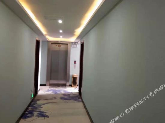 LuShi Jia Zhi Yuan Business Hotel — hotel in Lushi Chengguanzhen